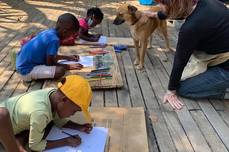 4e94de_d1259903717b45e6898e7adce281b3f1~mv2